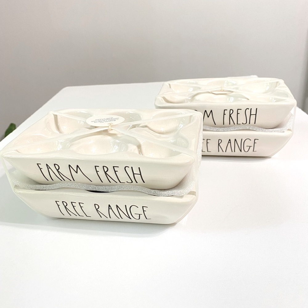 Bundle of 2 Sets Eggs Holder